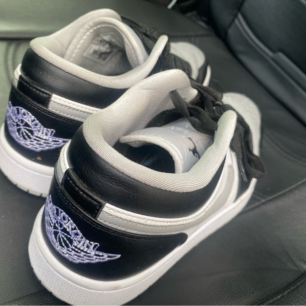 Yeezy Black and White Sneakers Size 9.5